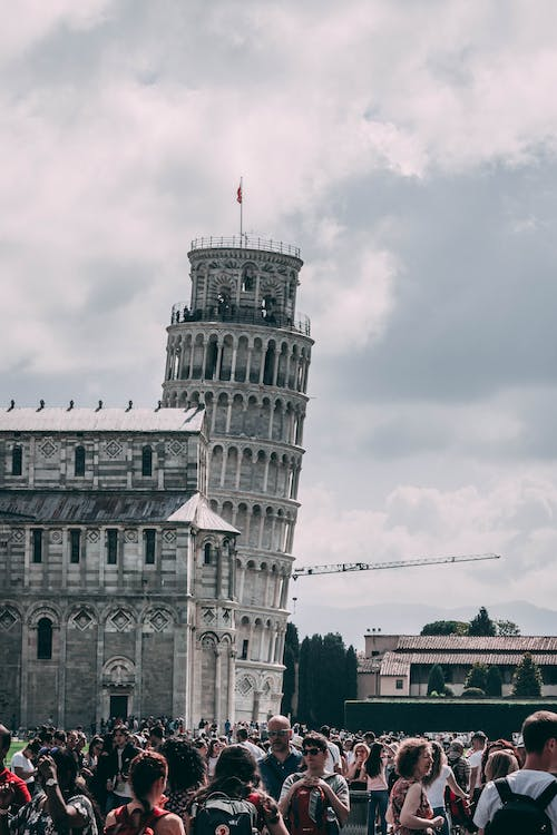 Cosa fai qui? Pisa tower